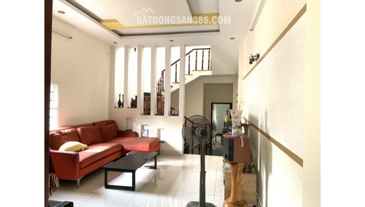 Bán nhà mặt phố, đường Số 12, Phường Phước Long, TP HCM, DT 94m2, 3 tầng, SH, 10.7 tỷ.